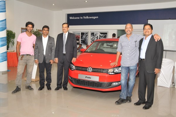 L-R Purab Kohli, Abhishek Mohite, Director Mohite Automotive, Arvind Saxena, Managing Director of Volkswagen, Nana Patekar & Dilip Mohite, Chairman, Mohite Group
