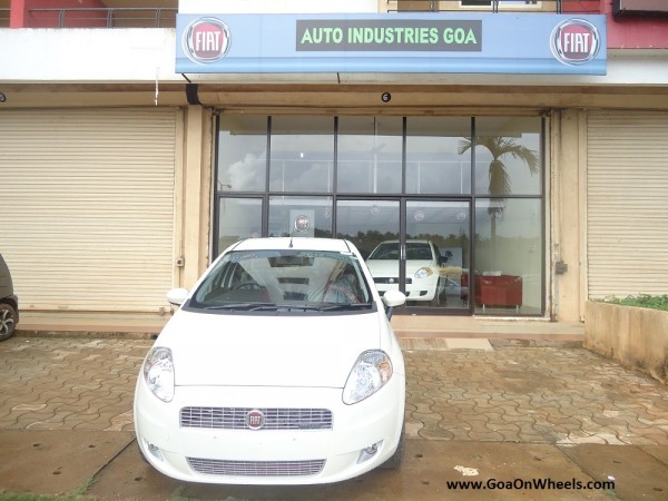 Fiat Goa Dealership