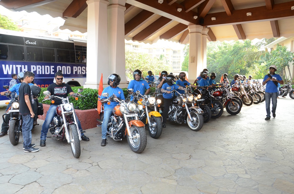 Harley Davidson rally escorted FC Goa team 2
