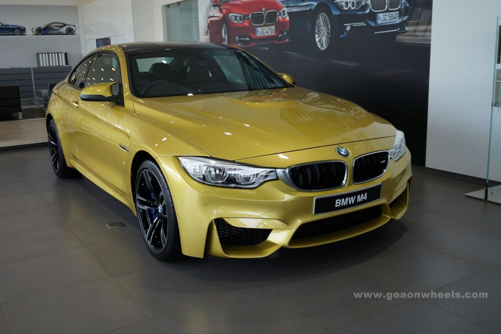 BMW M4 Coupe (1)