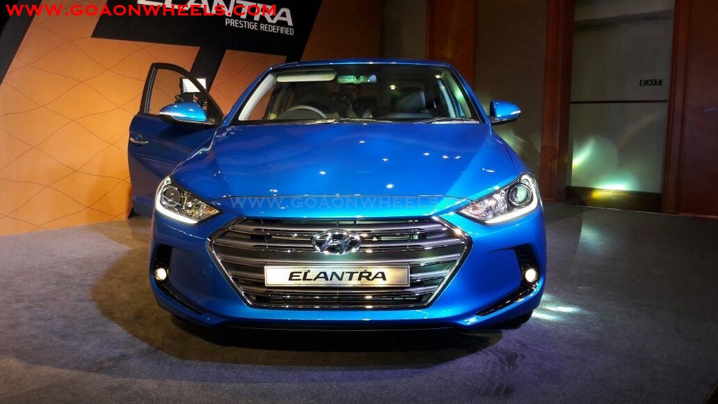 Hyundai Elantra (1)