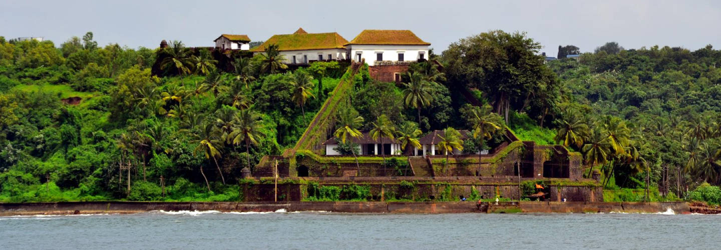 Forts Of Goa Reis Magos Fort